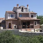 Hébergement de vacances Arco By Interhome *