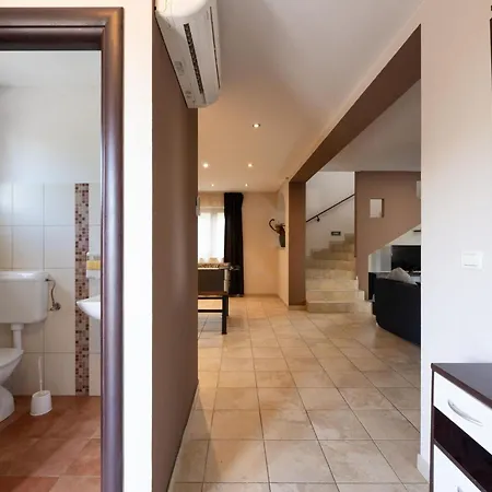 Arco By Interhome Hébergement de vacances Juršići