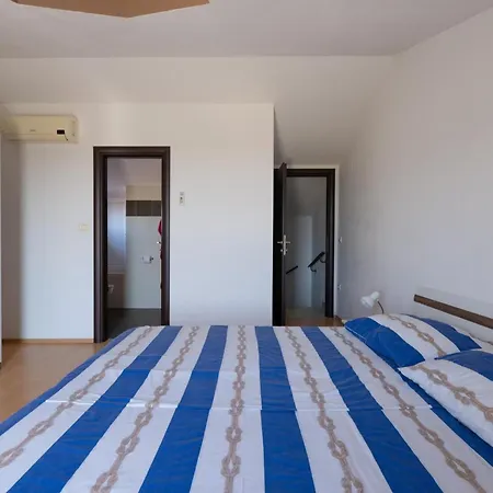 Prázdninový dům Arco By Interhome