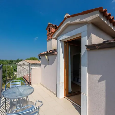 Arco By Interhome Ferienhaus Juršići
